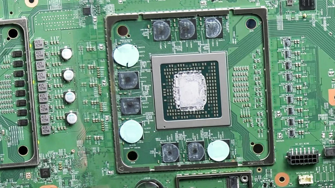 Комплект разработчика Xbox Series X включает 40 ГБ памяти GDDR6 |  аппаратное обеспечение